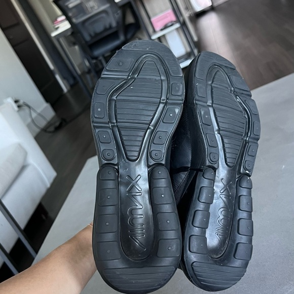 Nike Air Max 270 - US 5Y - Picture 4 of 5